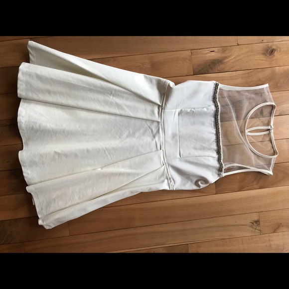 Dresses & Skirts - White tobi dress with mesh back (M)